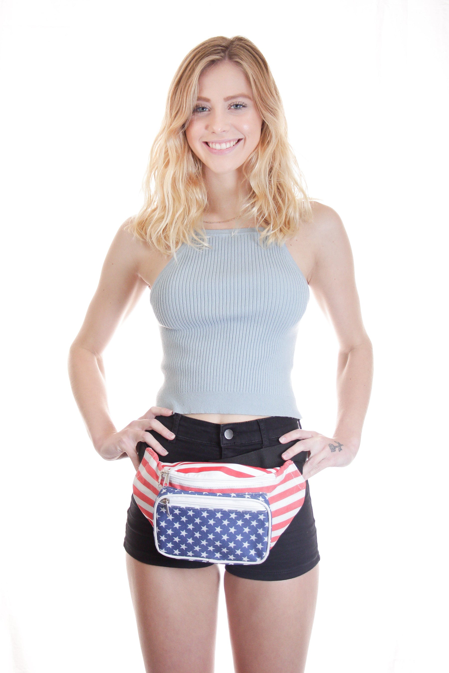 USA Fanny Pack - American Flag Packs, 4th of July, Stars and Stripes, Red  White, and Blue Waist Bag Belt Bags